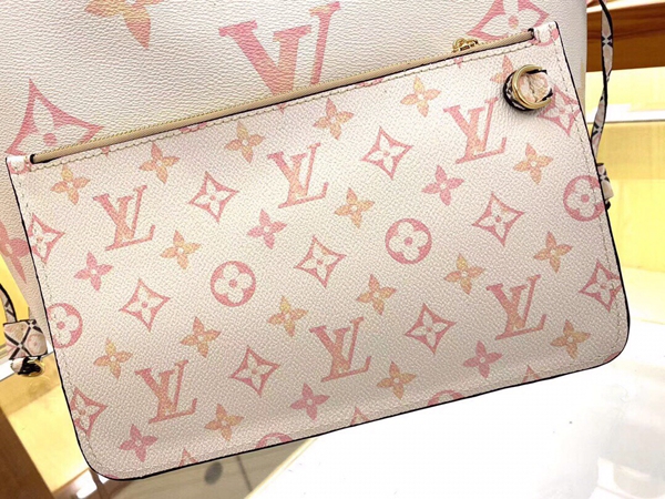 ルイヴィトンバッグ側面デザイン